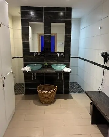 Apartment Cas'antica *