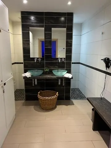 Apartment Cas'antica *